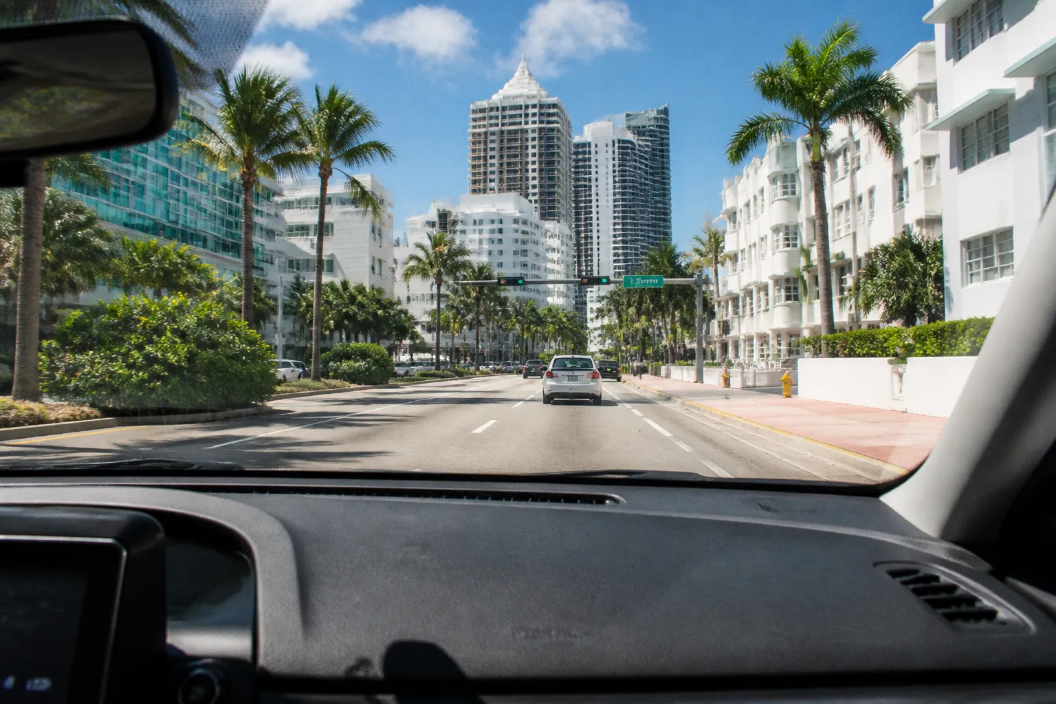 Car Rental in Miami Beach (United States): Practical Guide